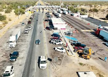 Arrebatan ganas a paisanos de regresar a casa; golpe a economía regional