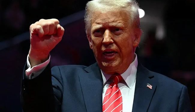 Trump reitera amenaza: ‘Cuando el sol se ponga, la invasión a nuestro país se habrá detenido’