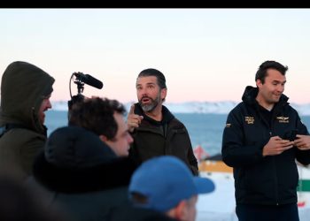 Trump sugiere presiones económicas o militares para lograr el control de Groenlandia o el canal de Panamá