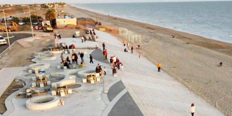 Así luce el Malecón de Huatabampito en Sonora, de las playas más hermosas de México