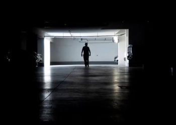 El Gobierno de Boric decreta el estado de excepción y toque de queda por un apagón masivo en Chile