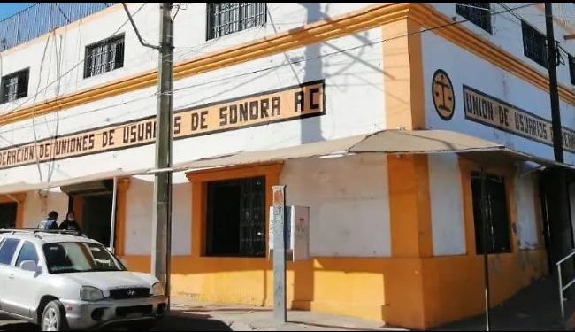 Secretario del Ayuntamiento se reúne con el líder de la UU Ignacio Peinado