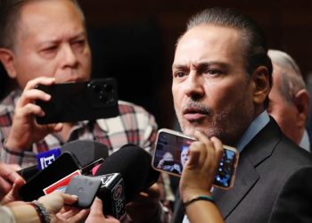 Emite Beltrones voto en contra de las reformas a la Ley de Infonavit: ’Mientras no haya transparencia, no se puede dar un aval’