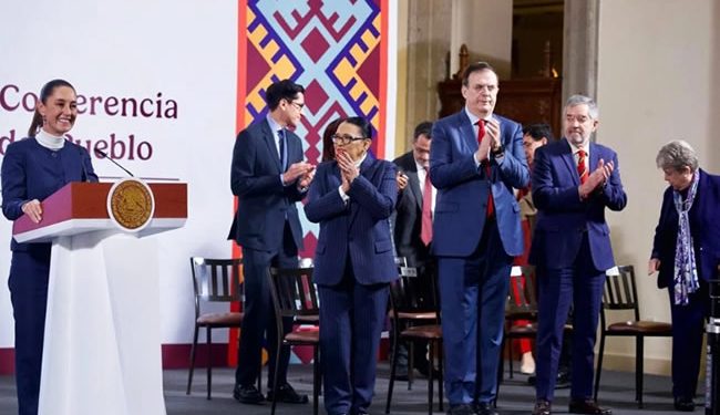 Aranceles en pausa por un mes, dice Sheinbaum tras hablar con Trump