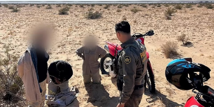 Traficantes de migrantes vestidos como agentes de la Patrulla Fronteriza son capturados mientras la ofensiva de Trump reduce la avalancha de ilegales a un goteo