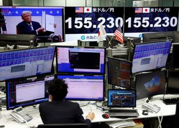 El dólar se dispara y las Bolsas caen con fuerza tras el inicio de la guerra de aranceles de Trump