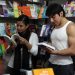 Población lectora en México se desplomó en una década: estudio