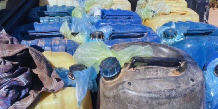 Militares decomisan lanzallamas y nueve mil litros de huachicol en Navojoa