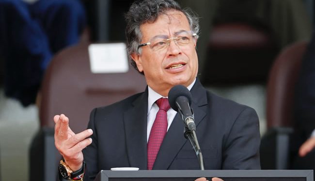 Presidente Petro denuncia plan de narcotraficantes para matarlo con misiles