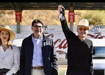 Durazo moderniza transporte público de Nogales con nuevas unidades en circulación