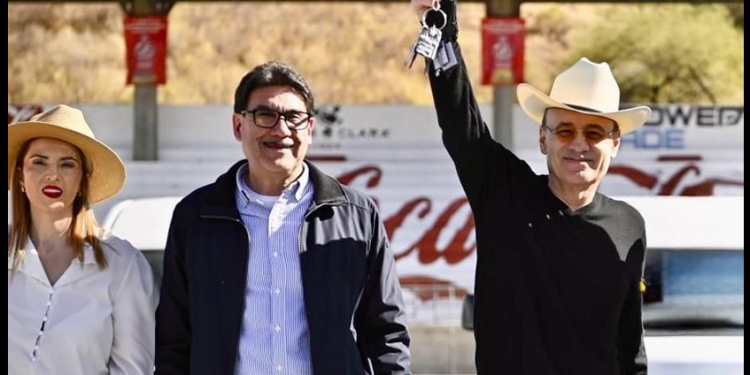 Durazo moderniza transporte público de Nogales con nuevas unidades en circulación