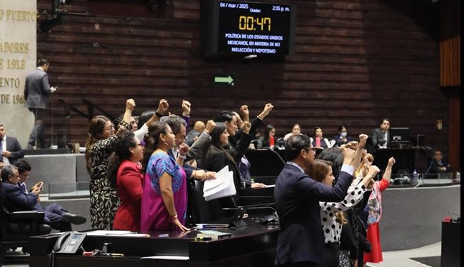 Diputados aprueban reforma que prohíbe el nepotismo a partir de 2030