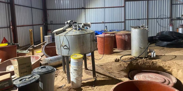 Aseguran laboratorio clandestino para elaborar droga sintética en Sonora; hay 9 detenidos