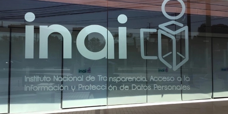 Definirá Secretaría Anticorrupción futuro de 750 empleados del INAI