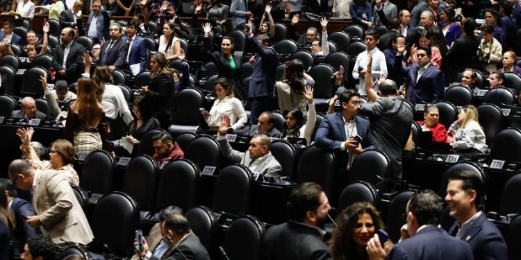 Aprueban en San Lázaro ocho leyes secundarias de reforma energética