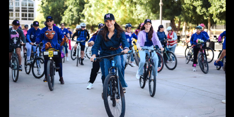Participa Patty Ruibal en la “Rodada por las Mujeres” en Hermosillo