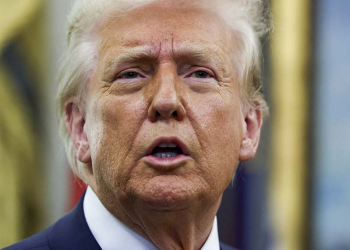 Aranceles a los automóviles procedentes de México y Canadá ‘podrían subir’, advierte Trump