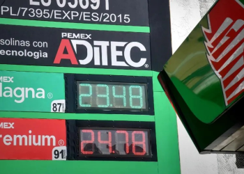 Precio de gasolina Magna baja a niveles no vistos desde octubre del 2024; litro más barato se vende en 17.98 pesos