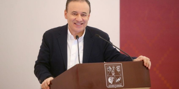 Alfonso Durazo consolida a Sonora como líder en energías limpias durante gira por California