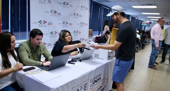 Llevan servicios clave para sonorenses en Phoenix