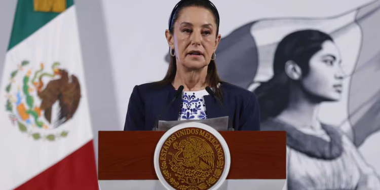 Sheinbaum rechaza spots antiinmigrantes de EU en TV mexicana; anuncia reforma para frenar propaganda extranjera