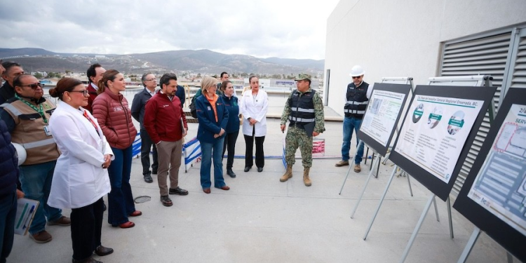 Distribuye IMSS 31 ambulancias entre Baja California y Sonora