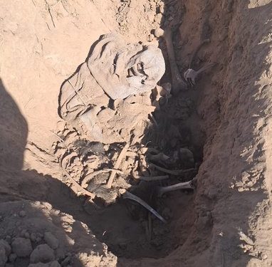 Madres Buscadoras descubren fosa clandestina en Altar