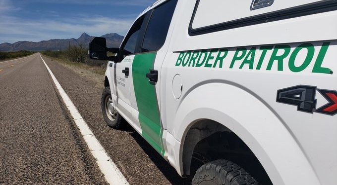 Cubano es detenido en Arizona por tráfico de personas indocumentadas