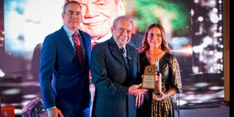 “La dedicación y la constancia son el secreto del éxito”; Arturo Ortega, empresario 2023-2024