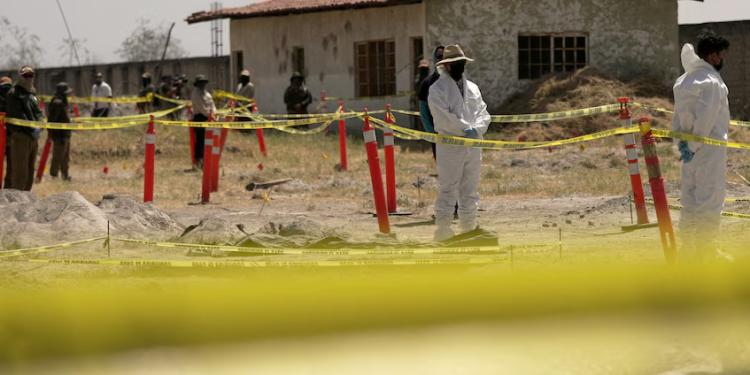 Madres Buscadoras de Jalisco responden a Gertz Manero sobre Rancho Izaguirre: “Le están mintiendo, Presidenta”