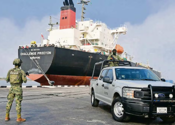 Detectan red de fayuca de gasolina y diesel de EU a México