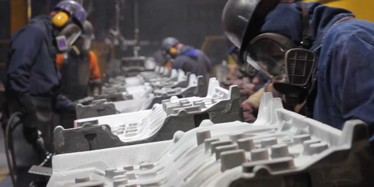 Automotriz Stellantis suspende producción en México; despedirá a 900 empleados en EU