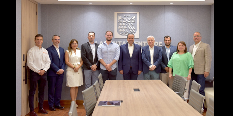 Establece Astiazarán lazos comerciales, educativos y culturales con Francia para beneficio de hermosillenses