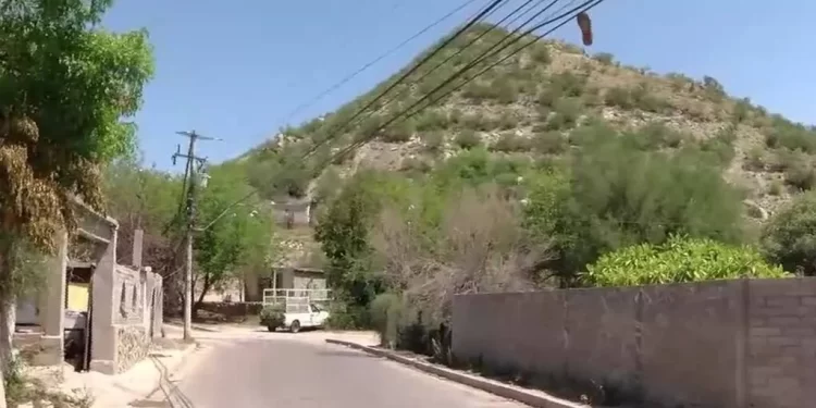 Hombre Sufre Choque Eléctrico y Cae de 4 Metros de Altura en Colonia Akiwiki; Estaba Trabajando