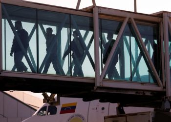 EEUU ofrecerá ayuda adicional de 1.000 dólares a indocumentados que elijan autodeportarse