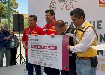 Iniciativa Privada dona 83 mil litros de agua para combatir deshidratación en Sonora