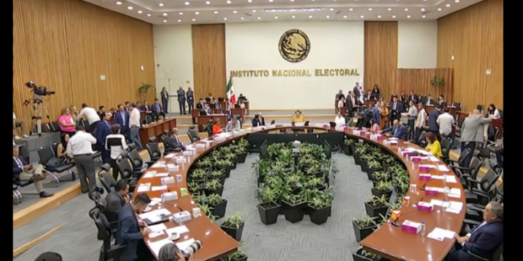 INE batea 38 mil solicitudes de observadores electorales; la mayoría eran militantes de Morena