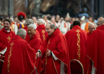 Jueves clave de cónclave: si no sale un favorito se abre cardenal de consenso