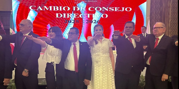 Asume cargo María Guadalupe Ruíz Durazo nueva presidenta del Consejo Directivo del CCPS