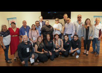 Promueven diputados Julio Navarro y Vicky Espinoza sensibilización sobre personas débiles visuales