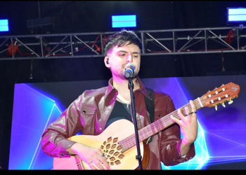 Conquista Kakalo al público en el foro Madero de Fiestas del Pitic 2025