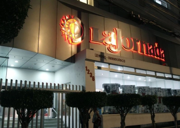 Amago ilegal contra La Jornada