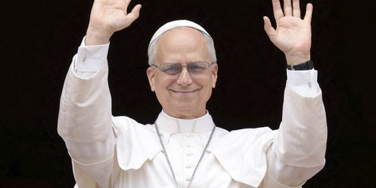 Segob lleva al Vaticano carta invitación a México para el papa León XIV