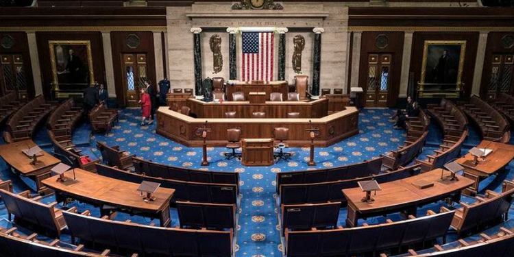 Republicanos reviven plan fiscal que incluye impuesto a remesas; prevén pase esta semana al pleno de la Cámara Baja