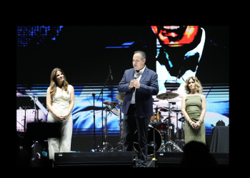 Hermosillo celebra 325 años con espectacular inauguración de Fiestas del Pitic a cargo de Toño Astiazarán