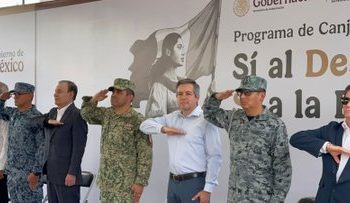 Canjea Ejército en Sonora 72 armas por dinero en efectivo