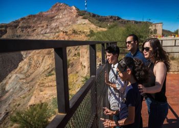 Invitan a disfrutar el Tour Minero La Colorada y conocer el único mirador escénico público a un tajo minero en México