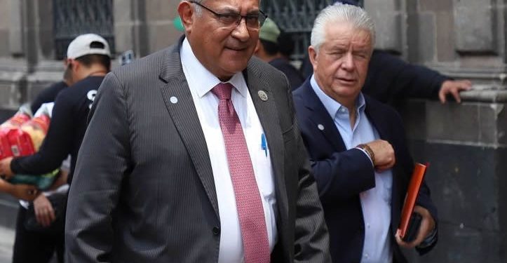 Dirigente de SNTE pide presentar sustitución a USICAM “cuanto antes”