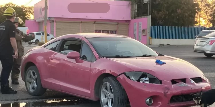 Triple Choque Deja a Motociclista Lesionado en Colonia Benito Juárez en Hermosillo