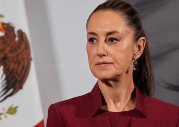 Estados Unidos prevé reducción de impuestos a remesas del 3.5% al 1%; Sheinbaum prepara estrategia de apoyo a mexicanos